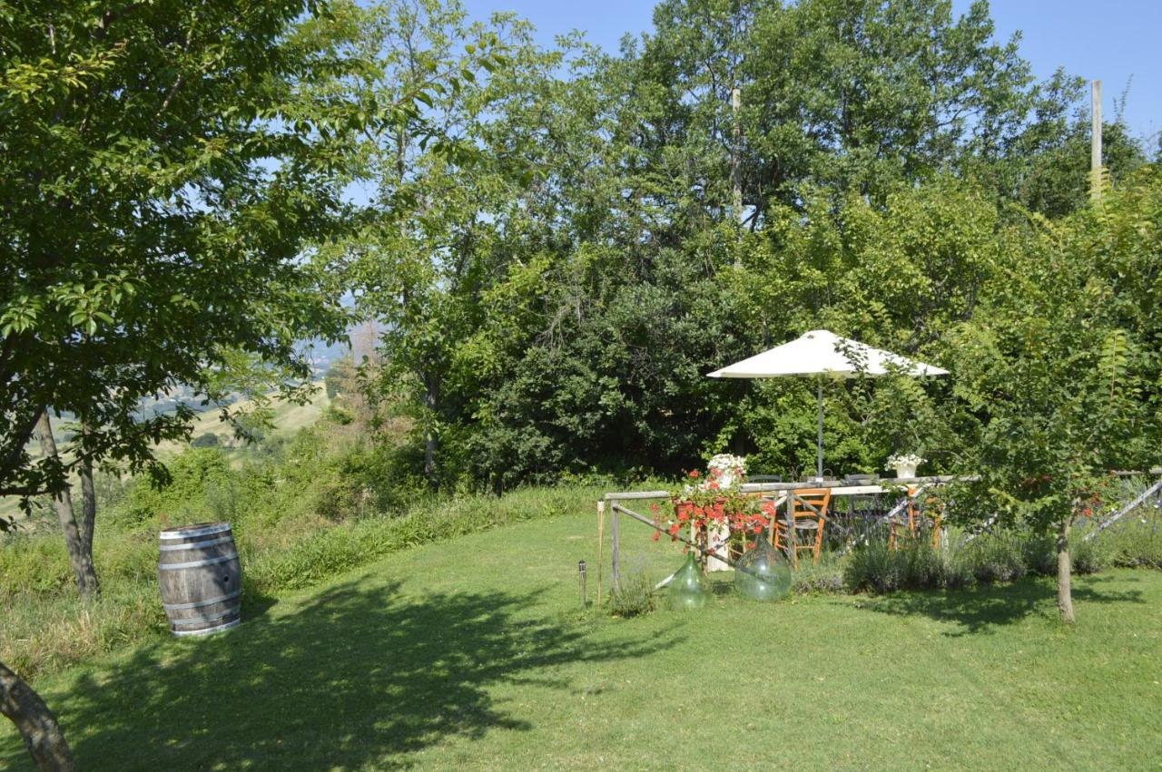 Villa Pilotti Country House Penna San Giovanni Exterior foto