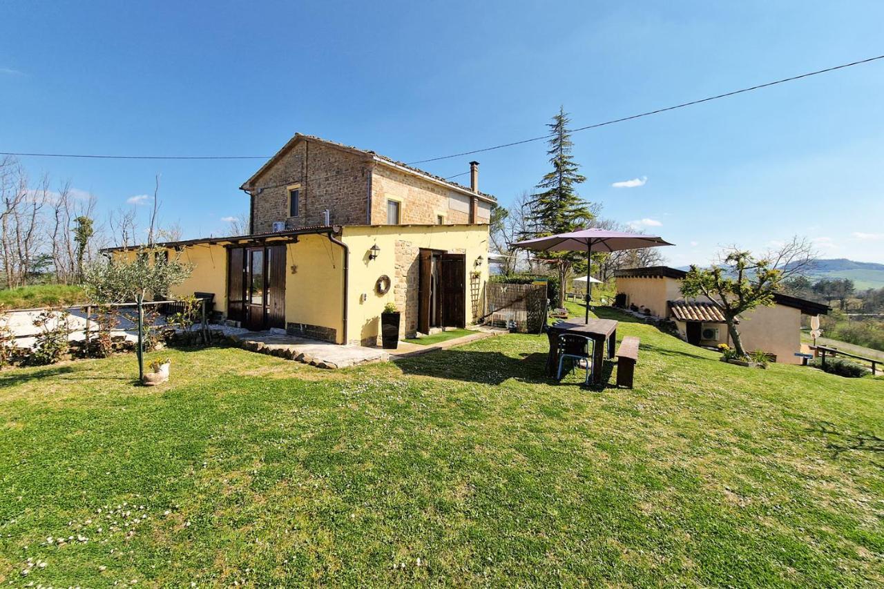 Villa Pilotti Country House Penna San Giovanni Exterior foto