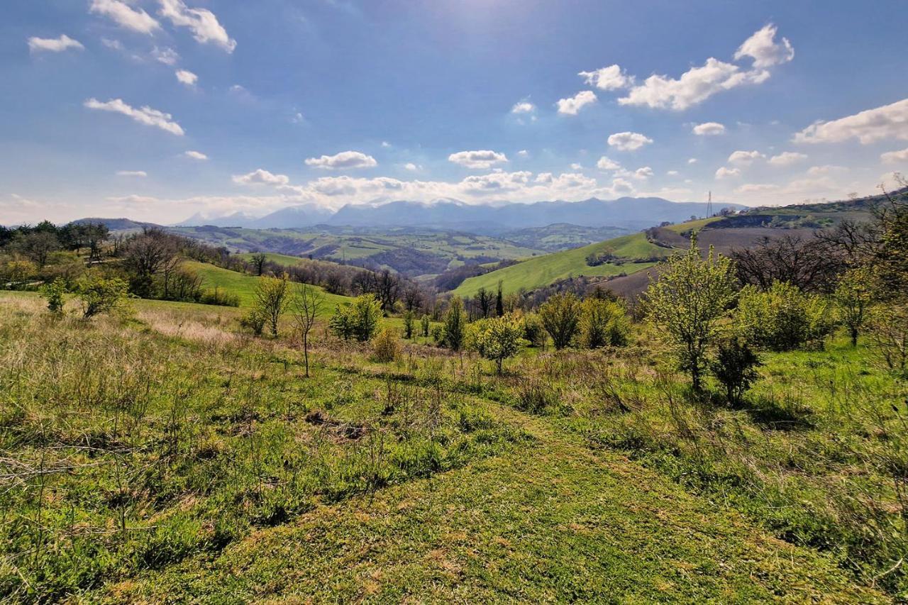 Villa Pilotti Country House Penna San Giovanni Exterior foto